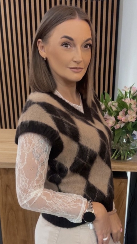 Kamizelka w romby Miss Lucky - beżowo-czarna