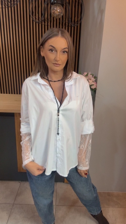 Koszula POSSE z koronkowymi rękawami - Biała