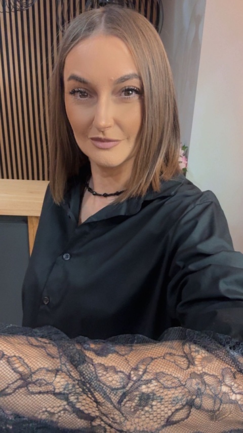 Koszula POSSE z koronkowymi rękawami - Czarna