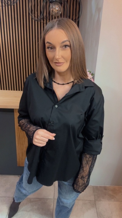 Koszula POSSE z koronkowymi rękawami - Czarna