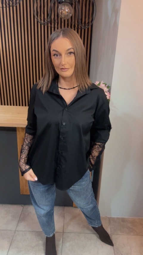 Koszula POSSE z koronkowymi rękawami - Czarna