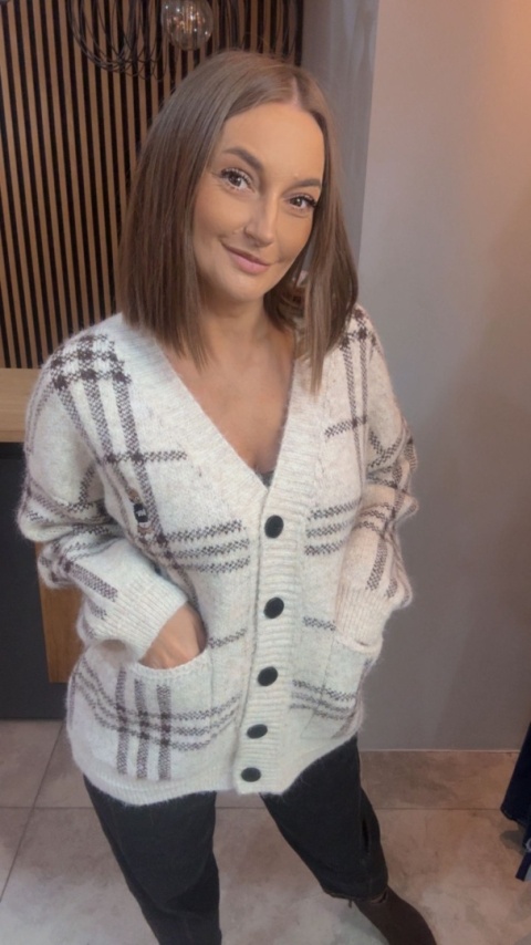 Kardigan DEGREES – ciepły, miękki i stylowy