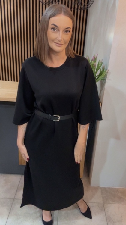 Sukienka z paskiem – Czarna