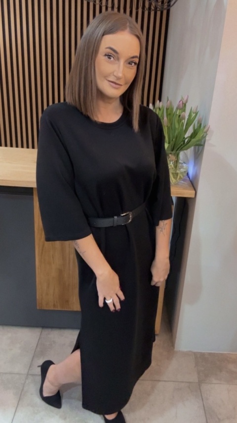 Sukienka z paskiem – Czarna