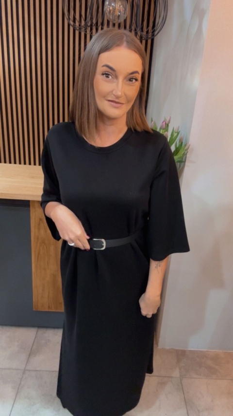 Sukienka z paskiem – Czarna