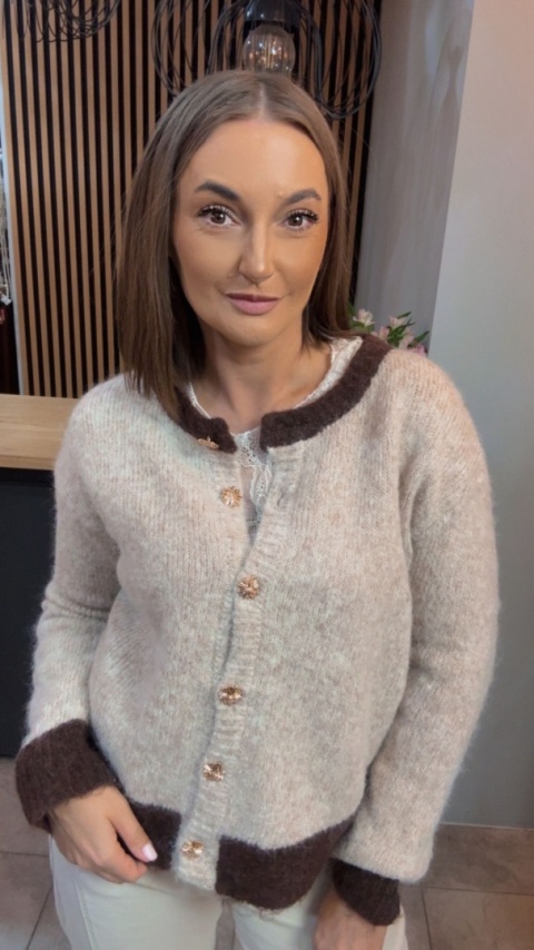 Sweter VICBEE z kontrastowymi wykończeniami