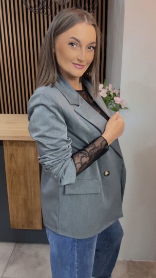 Elegancka Marynarka Dwurzędowa – Szara