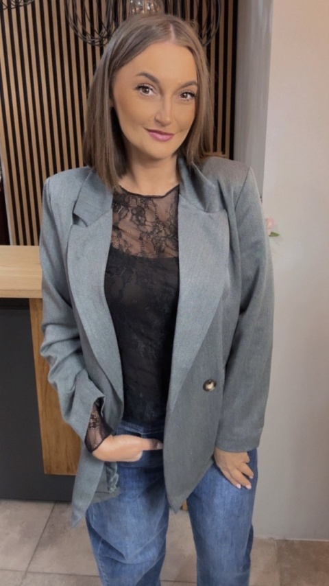 Elegancka Marynarka Dwurzędowa – Szara