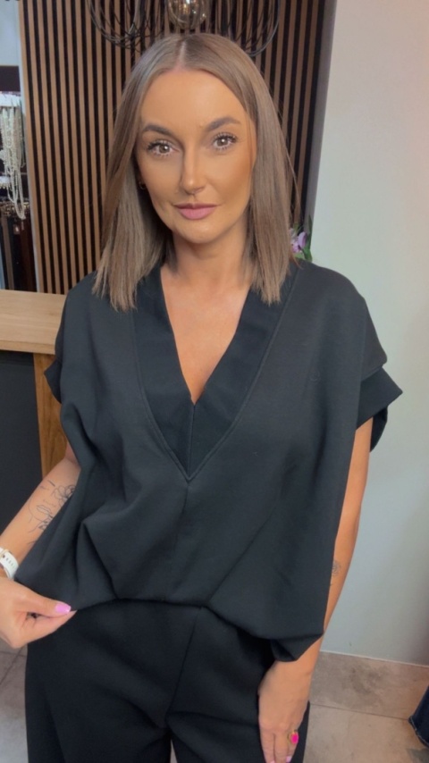 Kamizelka / Bluza z Dekoltem w Serek - Model Oversize