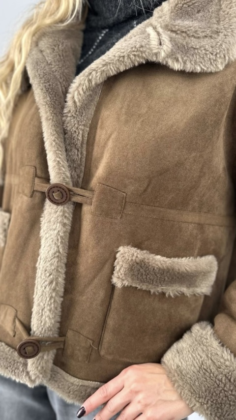 Kożuszek z miękkim futerkiem