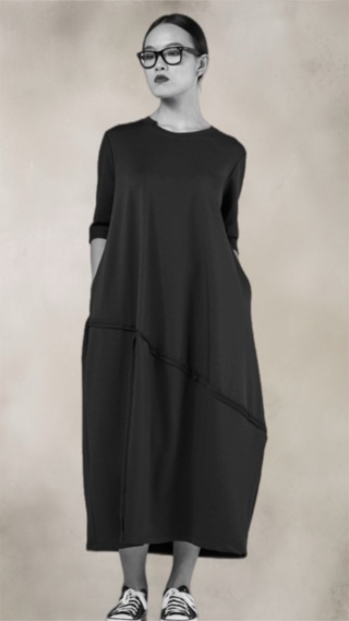 Sukienka Wendy Trendy - luźna, czarna midi/maxi