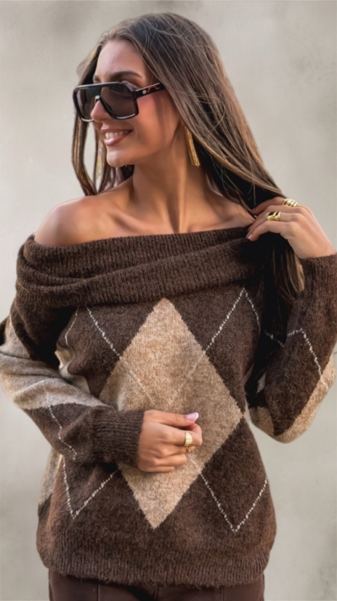 Sweter VICBEE - Argyle z szerokim kołnierzem - Coffee
