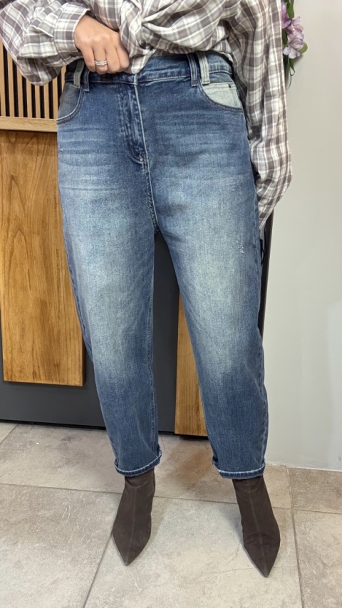 Jeansy z kontrastową kieszenią – Premium Denim