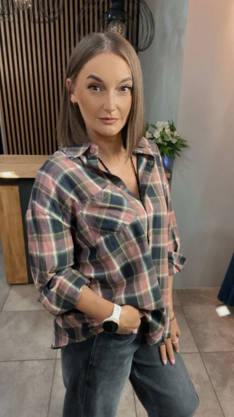 Koszula flanelowa w kratę – Różowa