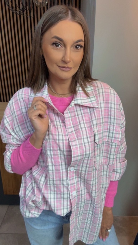 Koszula oversize w kratę – Różowa