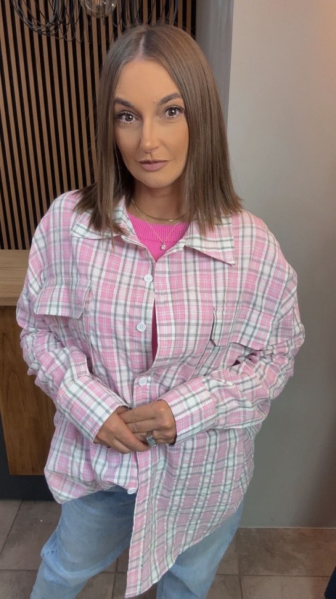 Koszula oversize w kratę – Różowa