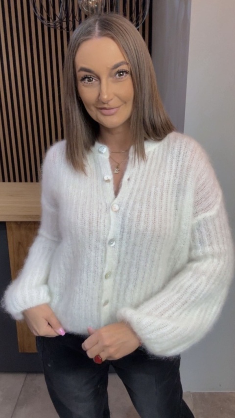 Sweter Kardigan z Kid Mohair GIANCHI – Śmietanka