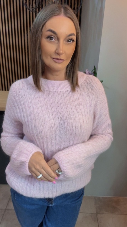 Sweter dzwonek MISS LUCKY – Pudrowy Róż