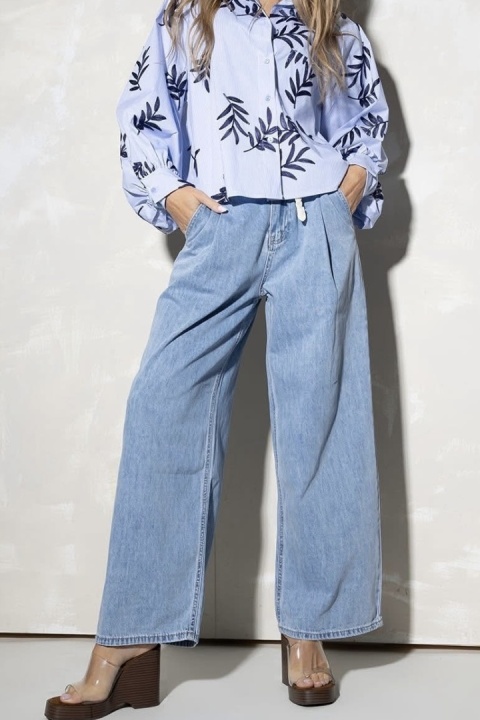 Jeansy Gioya Co. Wide Leg z plisowaniem i paskiem