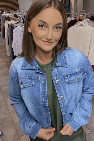 Katana Naiif – Klasyka z Nutą Sportowego Stylu