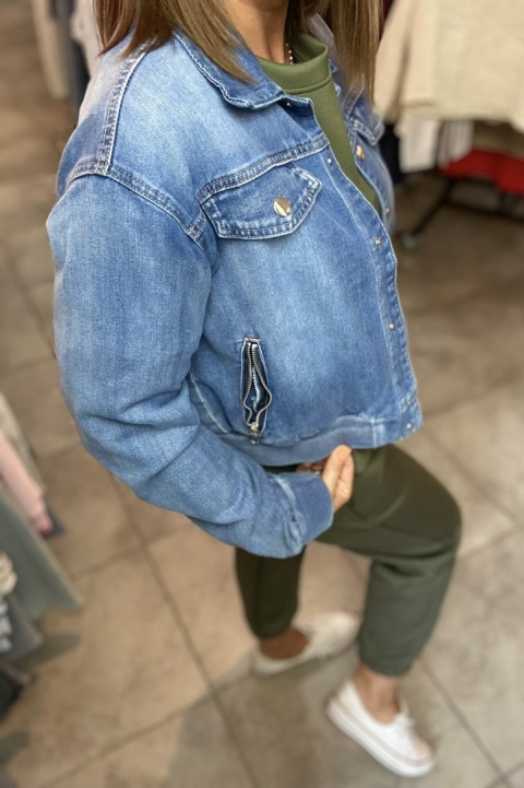Katana Naiif – Klasyka z Nutą Sportowego Stylu Katana Naiif – Klasyka z Nutą Sportowego Stylu