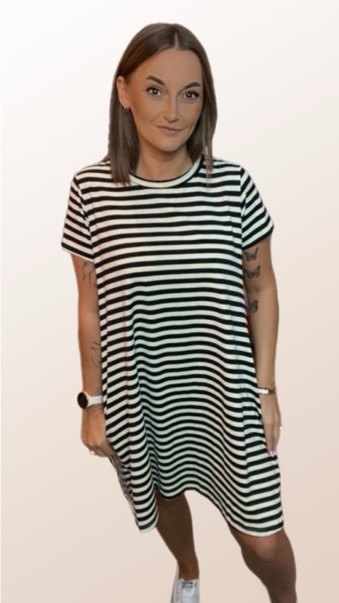 Sukienka Wendy Trendy – Krótkie rękawy Paski Granatowe Sukienka Wendy Trendy – Krótkie rękawy Paski Granatowe