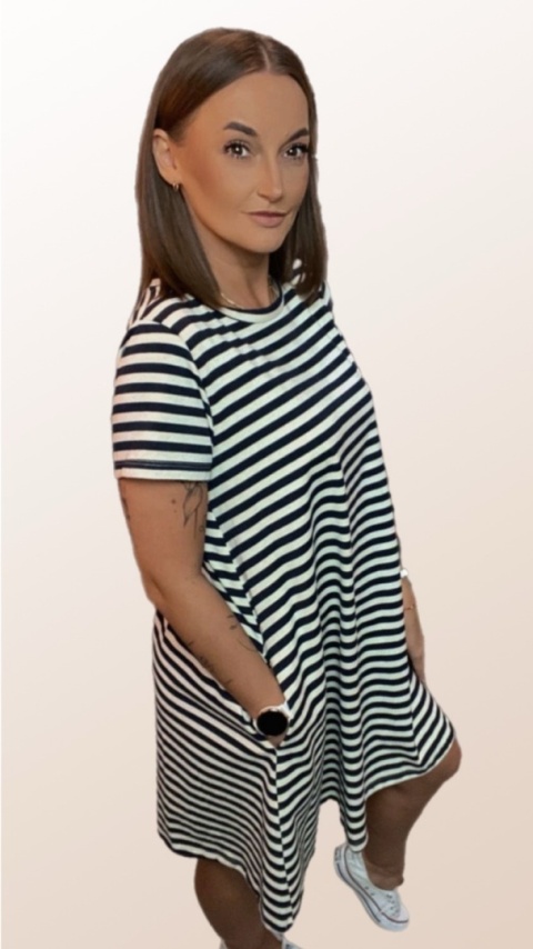 Sukienka Wendy Trendy – Krótkie rękawy Paski Czarne Sukienka Wendy Trendy – Krótkie rękawy Paski Czarne