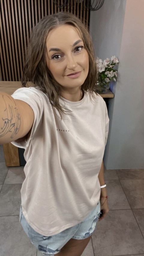 T-shirt Klasyczny Basic Lenoshka Beżowy T-shirt Klasyczny Basic Lenoshka Beżowy