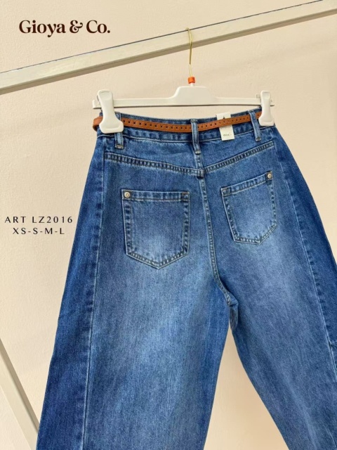 Jeansy Gioya raw edge Jeansy Gioya raw edge