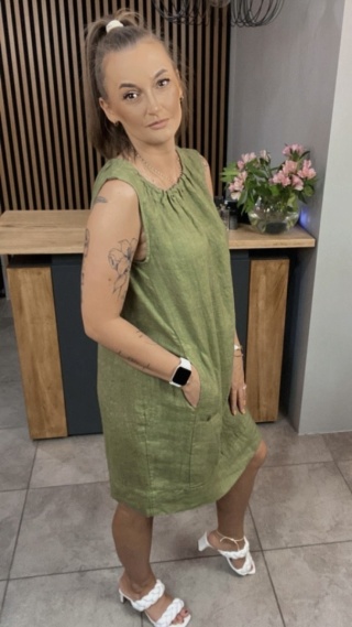 Sukienka “Simplicity” – minimalistyczna sukienka z lnu Oliwka