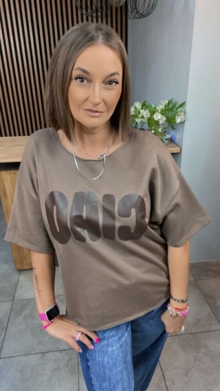 Bluzka oversize z napisem “CIAO” - Cappuccino