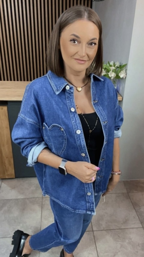 Koszula jeansowa Wiya z kieszenią w kształcie serca Koszula jeansowa Wiya z kieszenią w kształcie serca