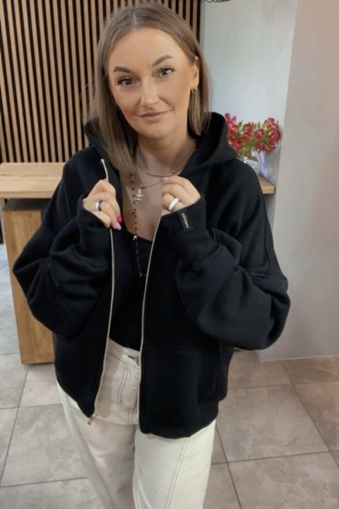 Bluza oversize z kapturem Lux – Lenoshka - Czarna Bluza oversize z kapturem Lux – Lenoshka - Czarna