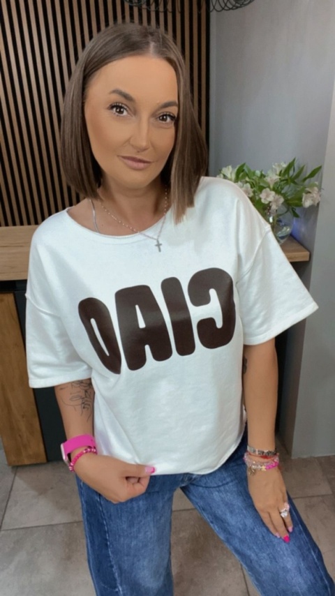 Bluzka oversize z napisem “CIAO” - Biała Bluzka oversize z napisem “CIAO” - Biała