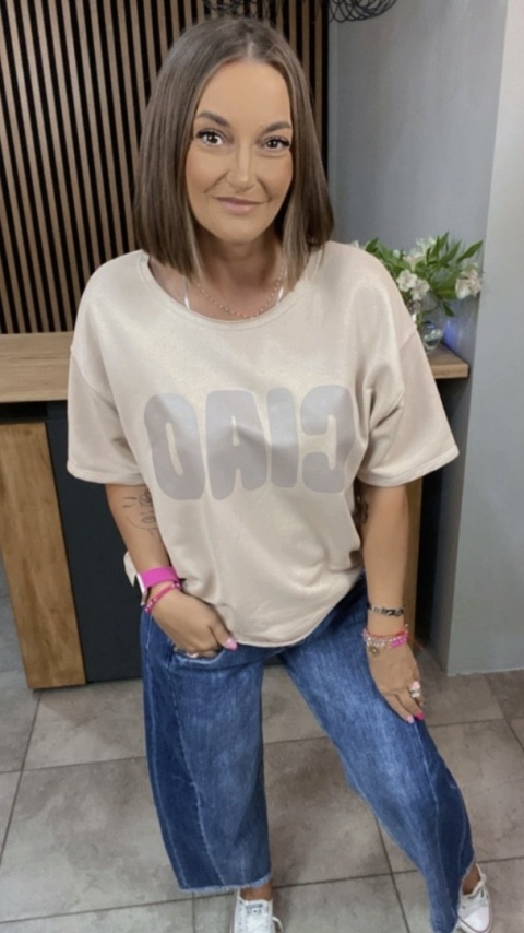Bluzka oversize z napisem “CIAO” - Beżowa Bluzka oversize z napisem “CIAO” - Beżowa