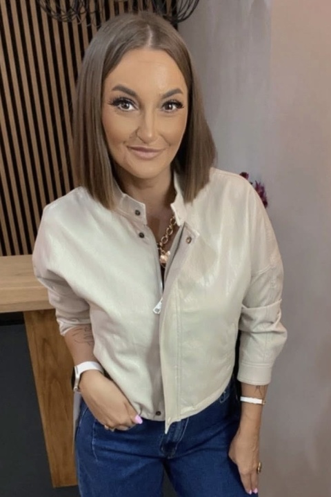 Kurtka z eko skóry Stójka z napą Beżowa Kurtka z eko skóry Stójka z napą Beżowa