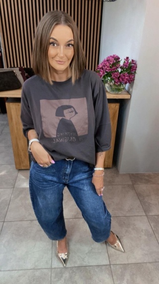 Bluzka oversize 100% bawełna – grafika “Nothing is original”