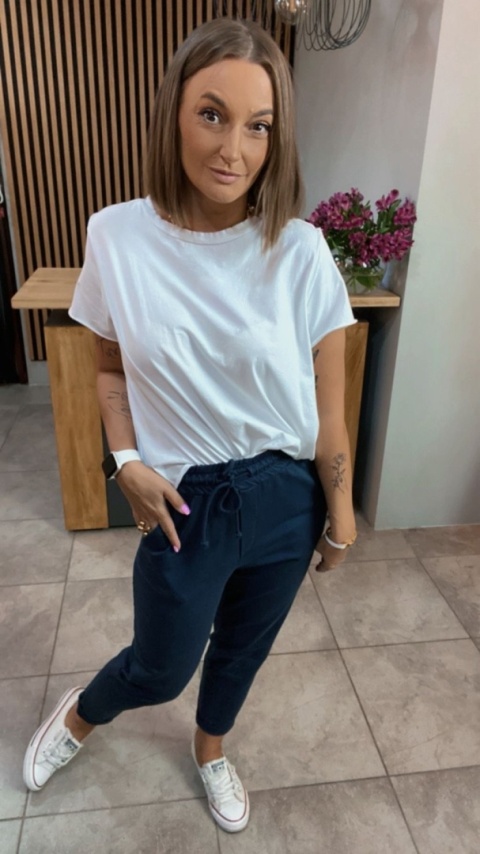 Spodnie dresowe z patką Wiya – Denim Spodnie dresowe z patką Wiya – Denim