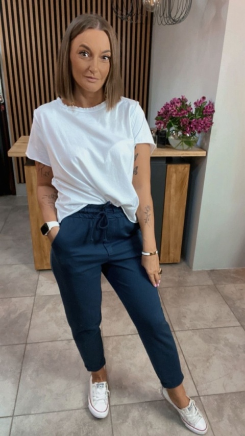 Spodnie dresowe z patką Wiya – Denim Spodnie dresowe z patką Wiya – Denim
