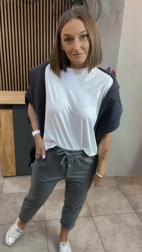 Spodnie dresowe z patką Wiya – Grigio Meddio