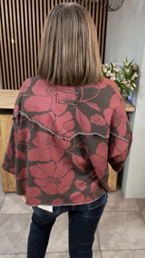 Bluzka oversize w kwiaty – Brąz z bordowym nadrukiem