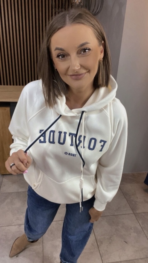 Bluza z kapturem FORTUDE – śmietanka