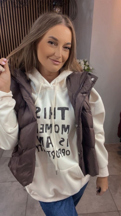 Bluza oversize z kapturem – „This Moment is an Opportunity” - Krem