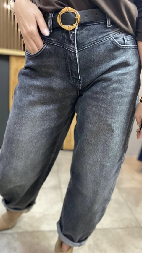 Jeansy Uiuj Banana Fit – UBA 317-1