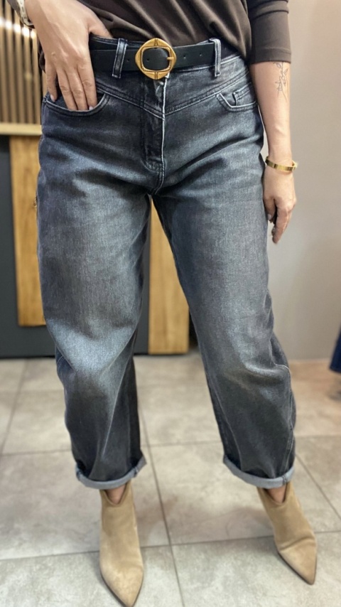 Jeansy Uiuj Banana Fit – UBA 317-1