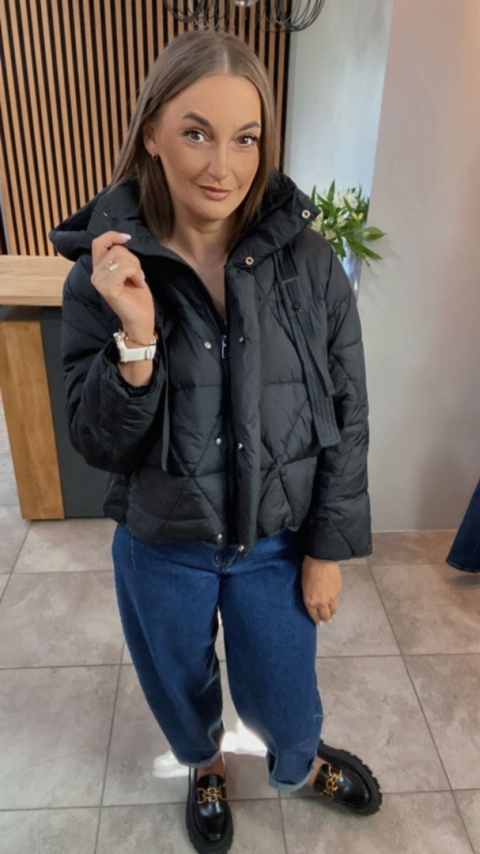 Kurtka z naturalnym puchem – model Aspen Czarna