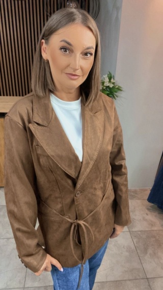 Marynarka damska z eko zamszu – YIMI Camel