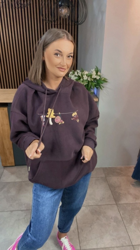 Bluza z kapturem – oversize z uroczym nadrukiem