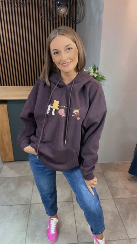 Bluza z kapturem – oversize z uroczym nadrukiem