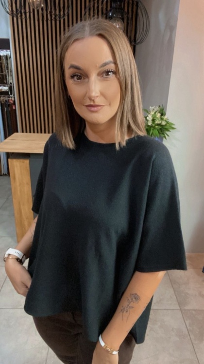 Sweter dzianinowy oversize E-WOMAN - Czarny
